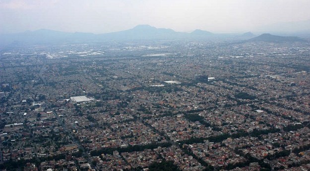 Mexico City is sinking at up to 50 cm per year