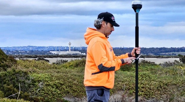 Locate before you dig — GNSS for utility work