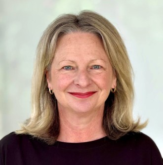 Head and shoulders image of Melissa Harris