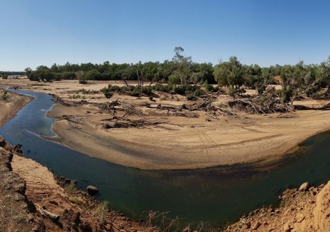 Mapping waterholes along Australia’s drying rivers