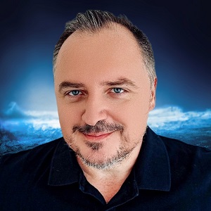 A head-and-shoulders image of Igor Stjepanovic
