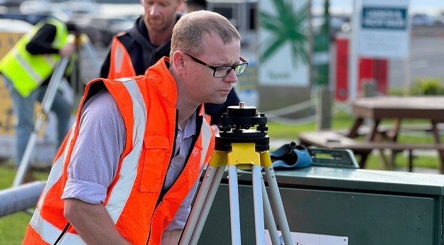 Hydrographic Surveyor, Marine Geospatial courses